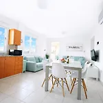 Appartement Pantelia *