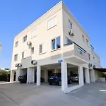 Apartment Pantelia