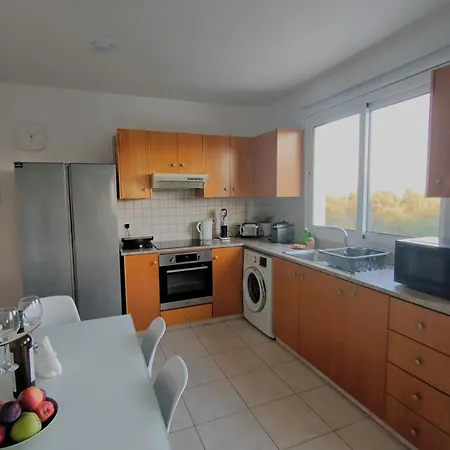 Pantelia Apartamento *