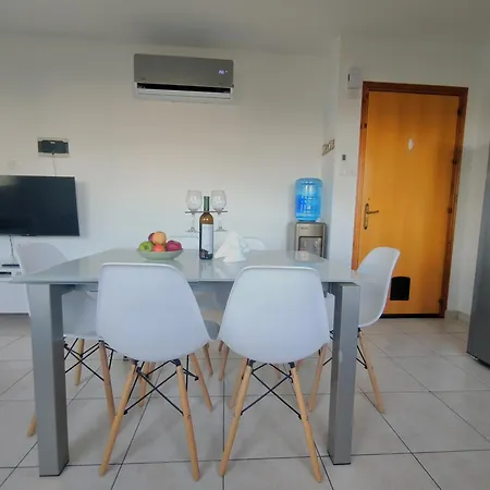 Apartament Pantelia *