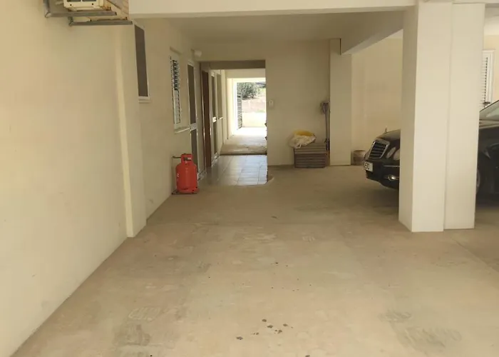 Pantelia Lägenhet *