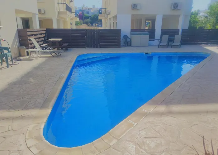 Pantelia Apartment Paralimni