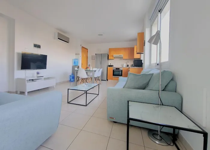 Apartment Pantelia Paralimni