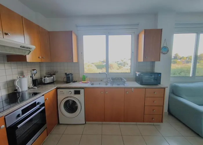 Pantelia Apartment Paralimni